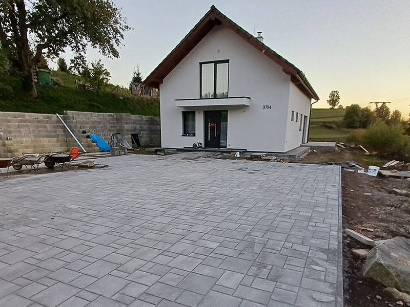 Zámková dlažba